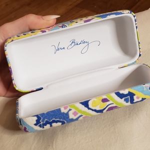 ☆3 for $20 ☀️ 🕶 😎☆ - Vera Bradley Sun Glasses Case